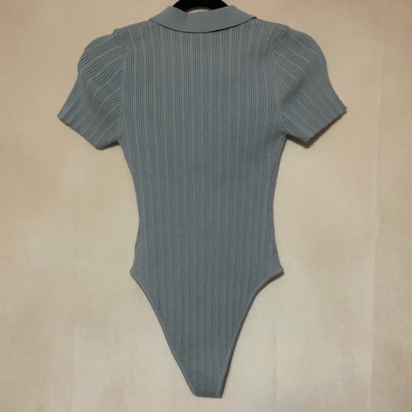 Allie Rose women's S steel blue button up short sleeve sweater bodysuit NWT - Picture 2 of 6